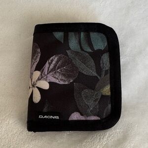 Dakine Compact Zip Soho Wallet